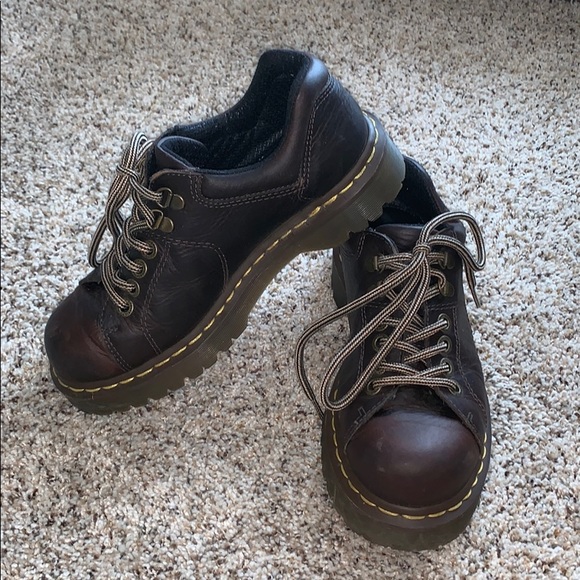 dr martens boots low cut